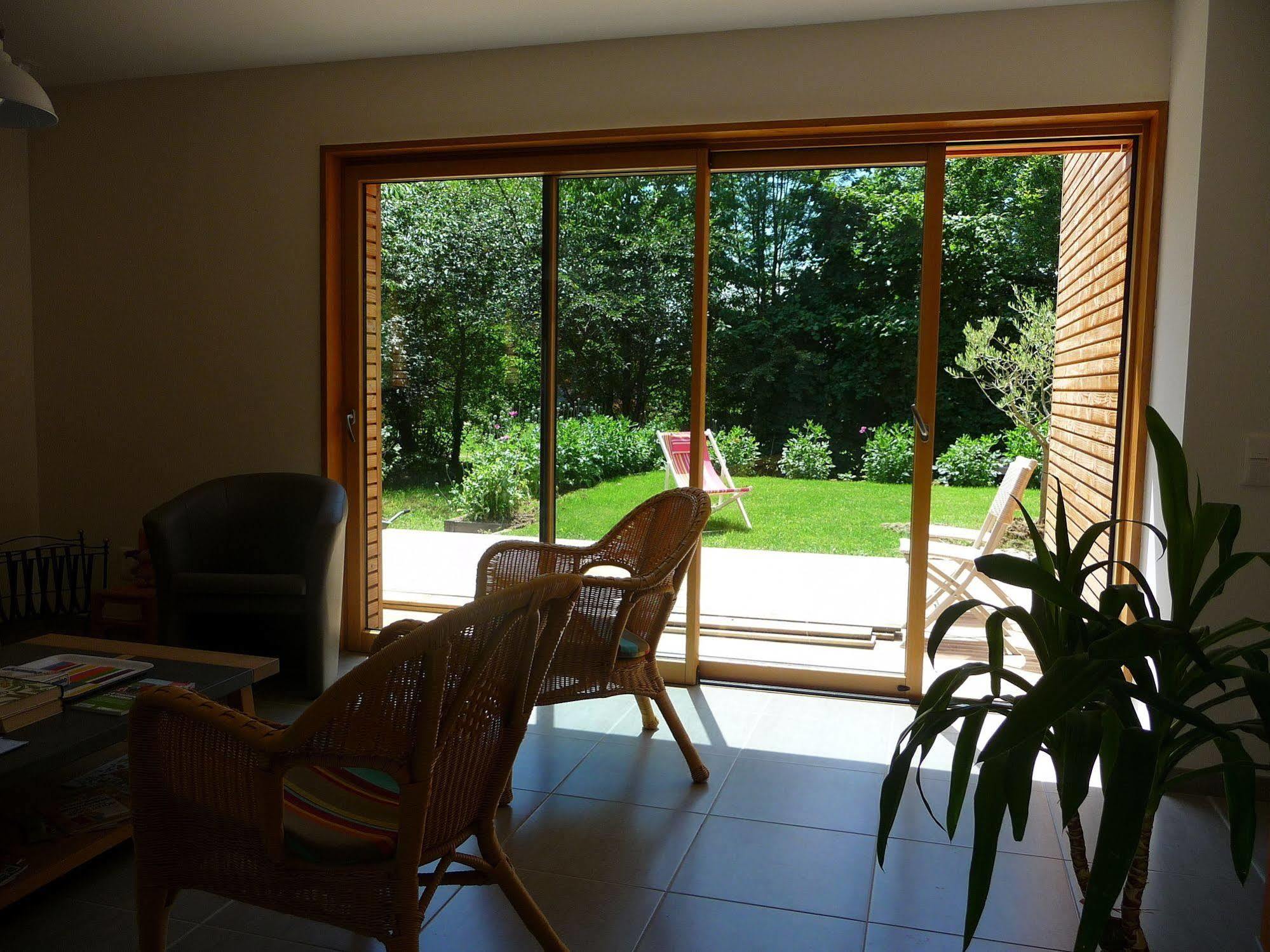 Le Jardin Aux Oiseaux Bed & Breakfast Ferel Exterior photo